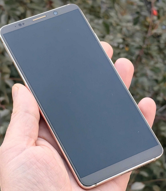 Смартфон HUAWEI MATE 10 PRO 6/128Gb. Киев - изображение 5