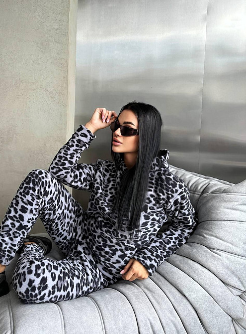 Женский теплый леопардовый костюм двойка: худи и штаны турецкий двусторонний полар флис 44/46 Одесса - изображение 3