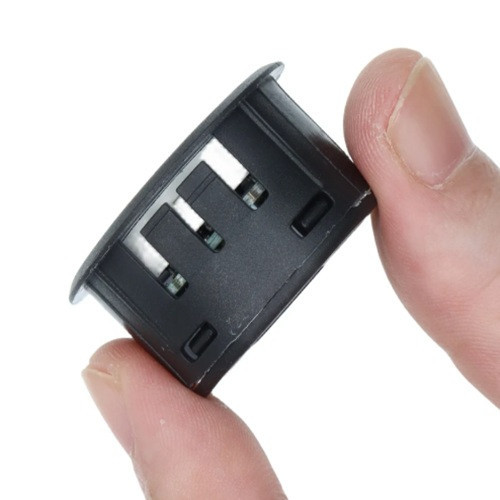 Цифровой автомобильный вольтметр с красным дисплеем Киев - изображение 1