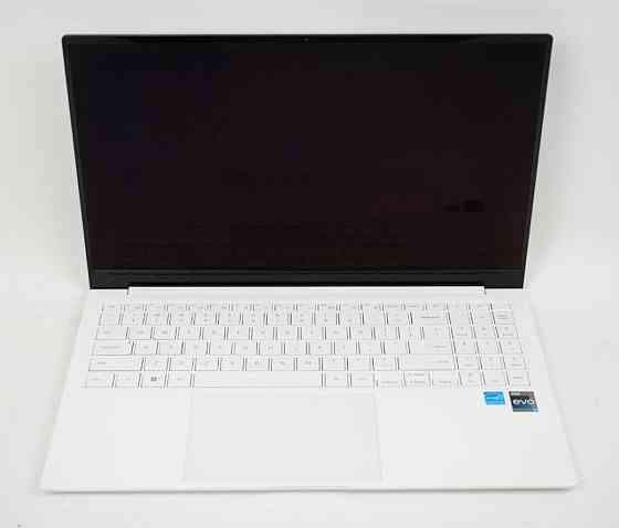 Ноутбук Samsung Galaxy Book2 Pro NP950XED 15.6" FHD AMOLED Intel Core i7-1260P 16/512GB SSD срібний Миколаїв