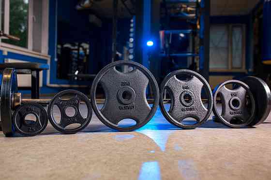 Штанга олімпійська чавунна на 145 кг Гантелі, гирі, штанги та диски набірна Київ