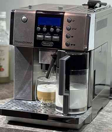 Автоматична кавомашина De’Longhi PrimaDonna ESAM 6600. Харків