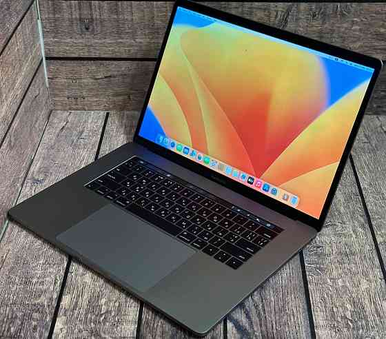 Ноутбук MacBook Pro A1707 (15, 2017) i7• Хороший стан • Гарантія! Киев