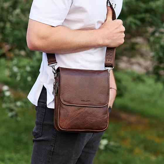 Сумка с клапаном через плечо с гладкой кожи коричневая Tiding Bag TD-81020 Каменское