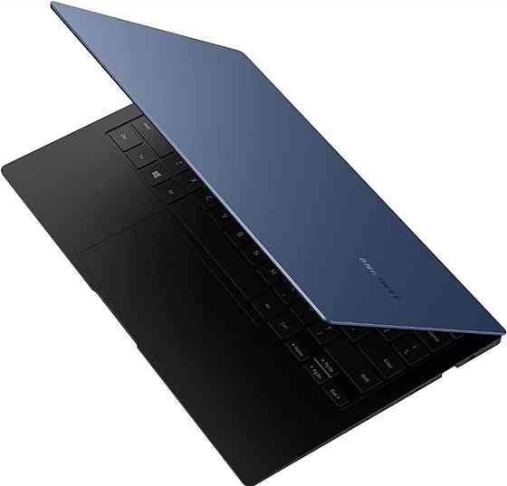 Ноутбук Samsung Book Pro 13.3