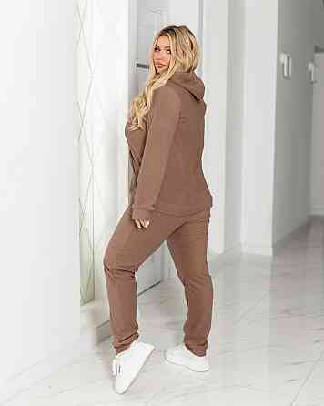 Спортивный флисовый костюм женский 