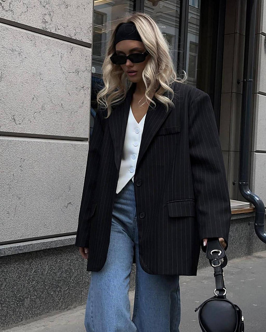 Женский классический пиджак свободного кроя в полоску костюмка Черный, 46/48 Одесса - изображение 3