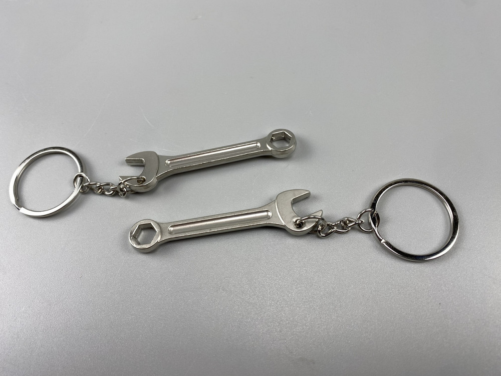 Автомобільний брелок ріжково-накидний ключ, брелок на ключі для водія, брелок металевий на авто ключі Мукачево - фото 10