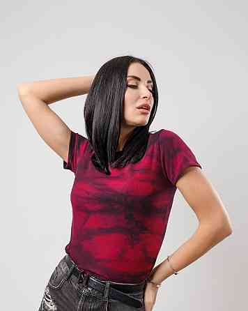 Женская футболка с эффектом тай-дай 