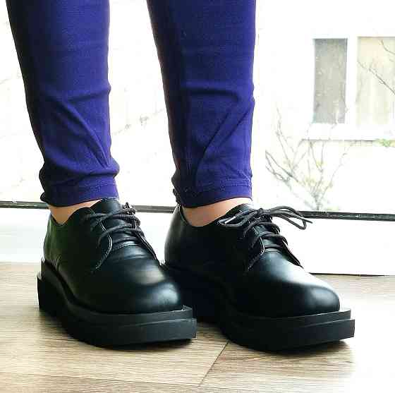 Жіночі Чорні Туфлі Броги Кросівки на Танкетці Оксфорди Шкіряні (розміри: 36,37,38,39,40,41) — 6-26 Дніпро