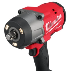 Гайковерт високомоментний акумуляторний MILWAUKEE 1/2" M18 FHIW2F12-502X, 2034Нм : з АКБ 18V 2шт-5 Ah+ЗП, кейс Київ