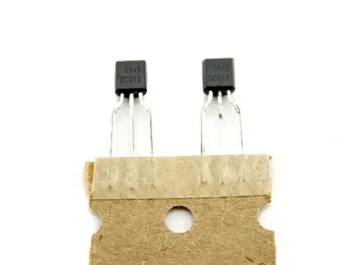 Биполярный транзистор C945, NPN, 100 шт. Киев - изображение 3