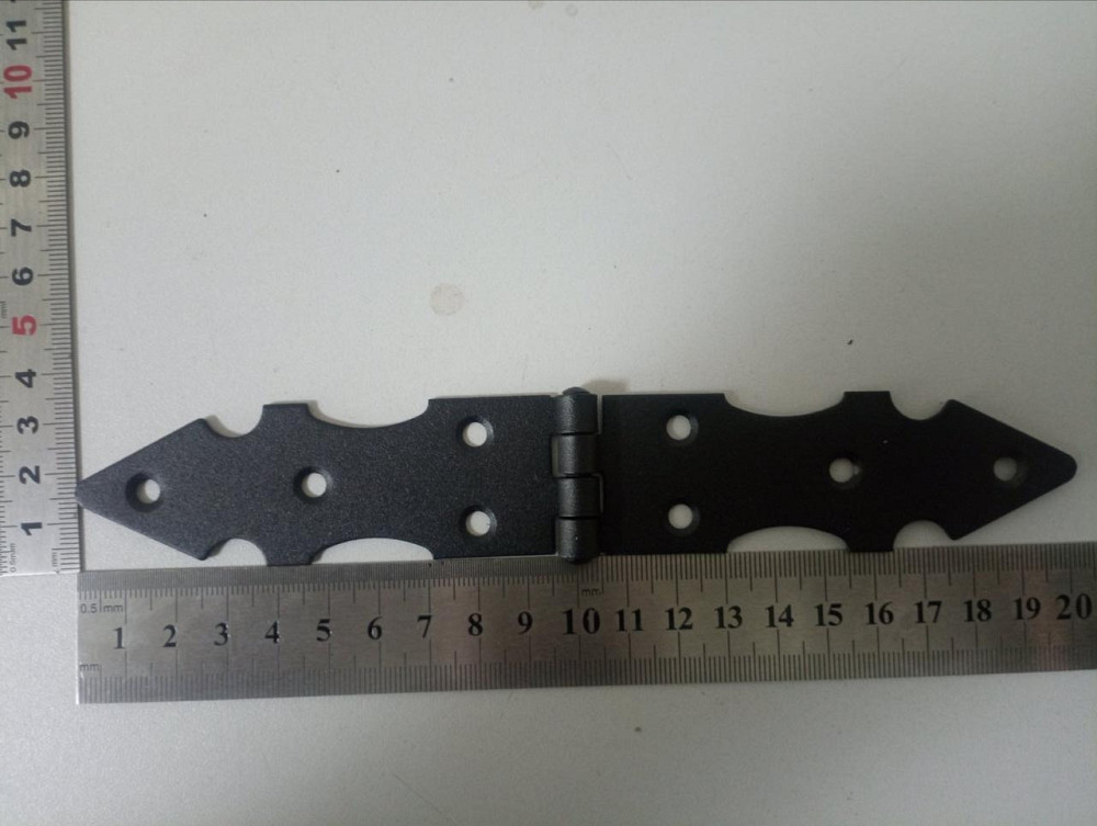 Завіса будівельна оздоблена покрита чорною порошковою фарбою 32х200мм "P-o" Стрый - изображение 1