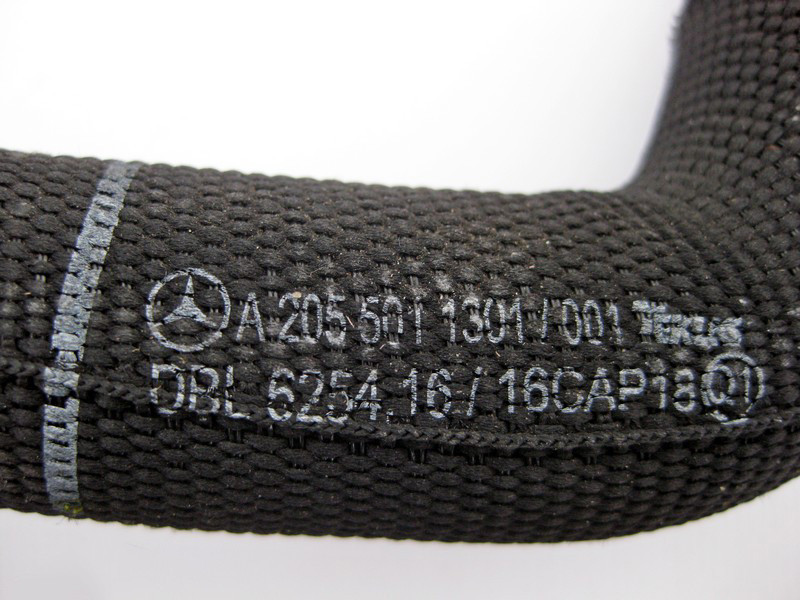 Mercedes-Benz  A2055011301 Патрубок від розширювального бачка ОЖ до радіатора АКБ праворуч для двигуна M264 R4 1.5 2.0л C-Class W205 Одесса - изображение 3