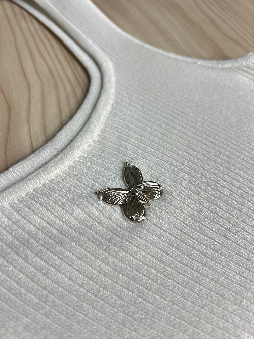 Майка женская A-N 2206 в рубчик с бабочкой, белый, one size Киев - изображение 2