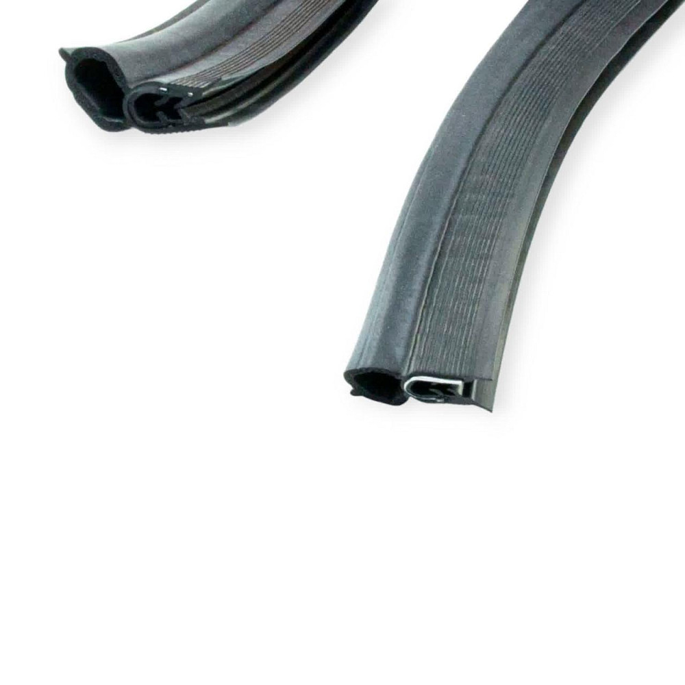 Уплотнитель 21213 (4300mm) багажника Мукачево - изображение 1