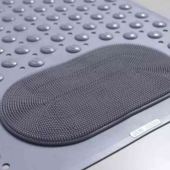 Коврик атискользящий для ванной комнаты и душа,массажный для ног силиконовый с присосками, серый 50х80 см Каменец-Подольский