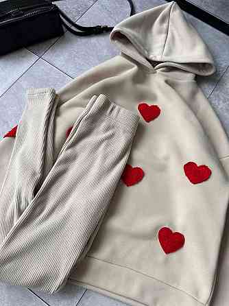 Жіночий теплий прогулянковий костюм-двійка з сердечками тринитка на флісі + ангора рубчик Беж, 50/52 Одеса