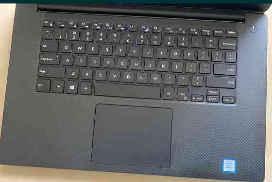 Ноутбук: DELL XPS 9560, 15.6" FHD Core i5 - 7300HQ, GTX1050, 16/256Gb. Київ