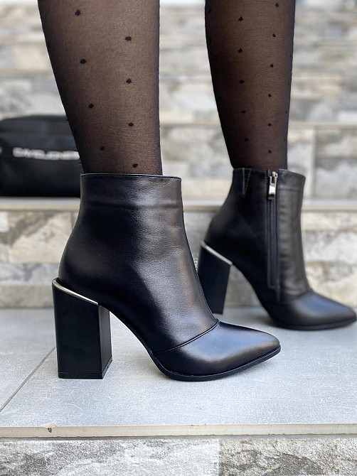 Wright Стильні черевики жіночі демісезонні весна-осінь чорні з натуральної шкіри на підборах р. Коломыя - изображение 7