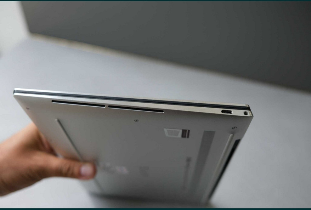Ноутбук Dell XPS 9310 4k 13.4 Intel 11th i7-1185G7 16Gb 512 SSD bettery б/у Киев - изображение 4