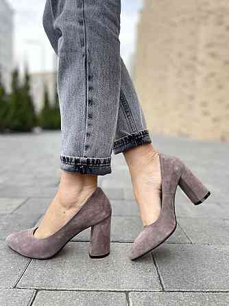 Nivelle Туфлі жіночі NIVELLE капучино натуральна замша 38р. 40р. каблук 9 см (1592/8051-8045) Коломия