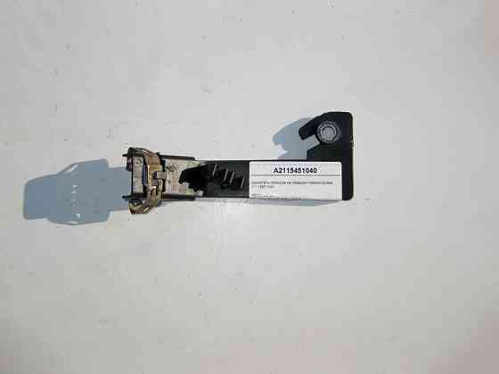 Mercedes-Benz  A2115451040 Утримувач електропроводів на передньому правому поворотному кулаку CLS C219 E-Class W211 Одесса