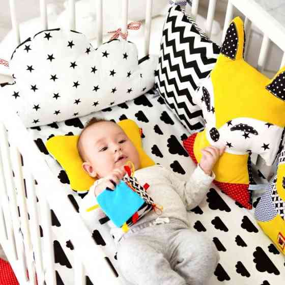 Подвеска-бортик для кроватки 