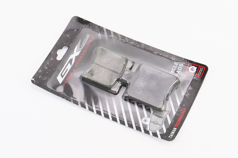 Гальмівні колодки (дискові) Yamaha JOG; KEEWAY- Goccia 50; HONDA SFX 50/SZX 50/SH 100/SGX 50; MALAGUTI Ciak 50; APRILIA Scarabeo 50/SR 50/SR 125 к-кт Київ - фото 1