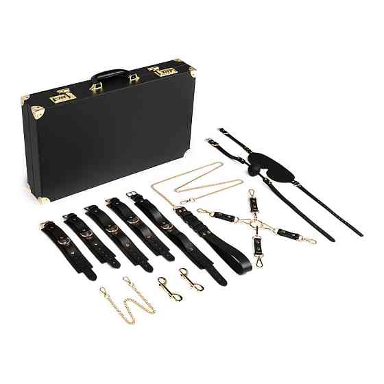 Набор для BDSM Bedroom Fantasies: Bondage Suitcase 13 Pcs - Cow Leather Sex Aura Киев