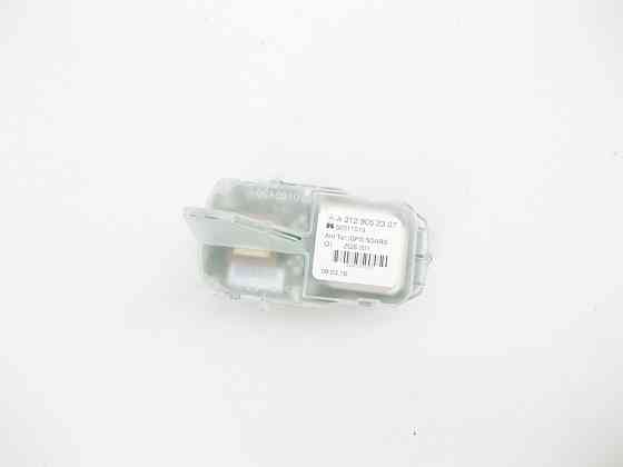 Mercedes-Benz  A2129052307 Антена на кришці багажника E-class W212 SLK/SLC R172 CLS C218 ML/GLE W166 GLE Coupe C292 CLA C117 B-class W242 B-class W246 Одеса