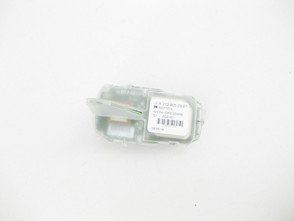 Mercedes-Benz  A2129052307 Антена на кришці багажника E-class W212 SLK/SLC R172 CLS C218 ML/GLE W166 GLE Coupe C292 CLA C117 B-class W242 B-class W246 Одеса - фото 3