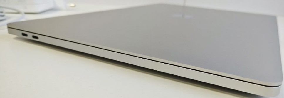 Ноутбук MacBook Pro 16