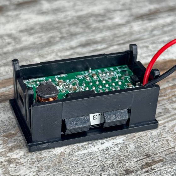 Индикатор заряда аккумулятора с вольтметром 12В и 2 USB, цифровой тестер для авто и мото Киев