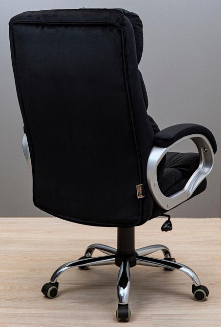 Офісне крісло керівника ManhattanDesign Хром Tilt М-1 Black (Прогумовані колеса) Днепр - изображение 4