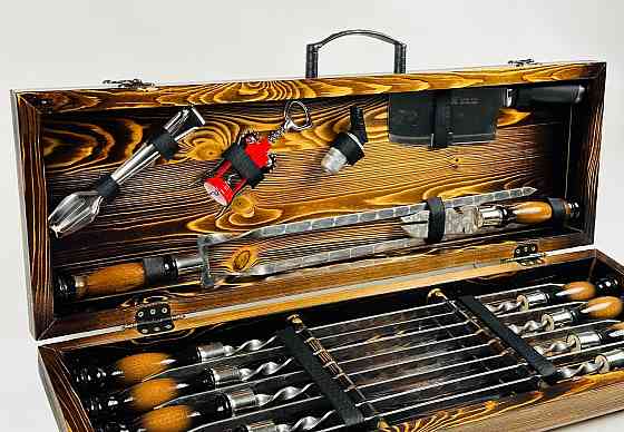 Подарунковий набір шампурів у дерев'яному кейсі ТРОФЕЙ LUX HAPPY DAYS Тернопіль