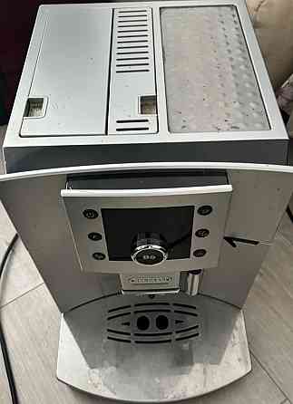 Кофемашина Delonghi Perfecta. Киев