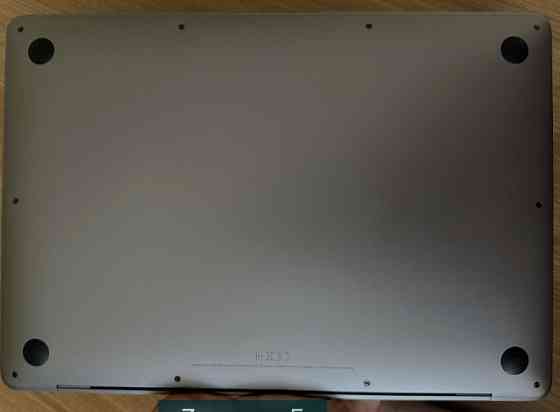 Ноутбук: MacBook Air M1 16Gb.1TB. Киев