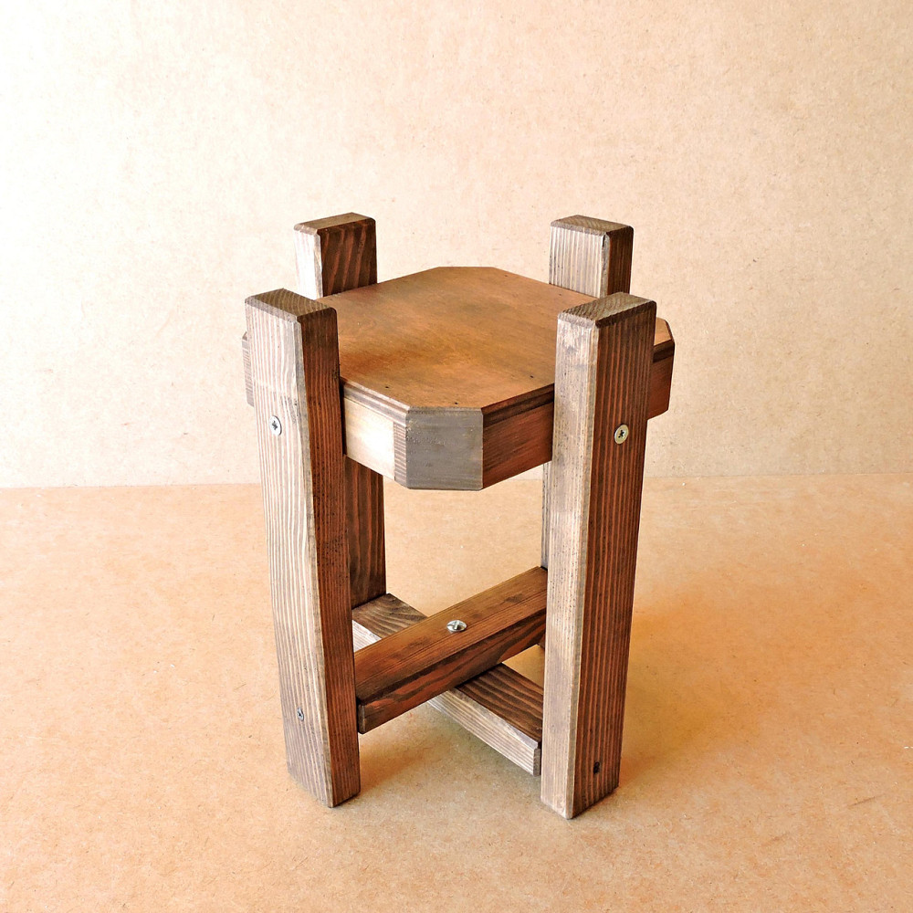 Подставка для цветов 