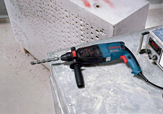 Мощный прямой перфоратор Bosch GBH 2-26 DRE: 2.7 Дж, 800 Вт, (0611253708) Киев - изображение 4