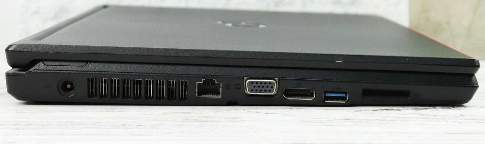 Ноутбук 15.6" Fujitsu LifeBook E554  i5-4210M 8Gb RAM 120Gb SSD. Харків - фото 4