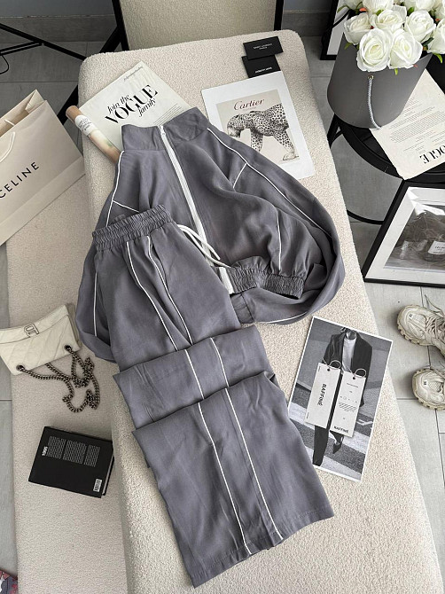 Женский стильный трендовый костюм двойка купра Серый, 42/44 Одесса - изображение 3