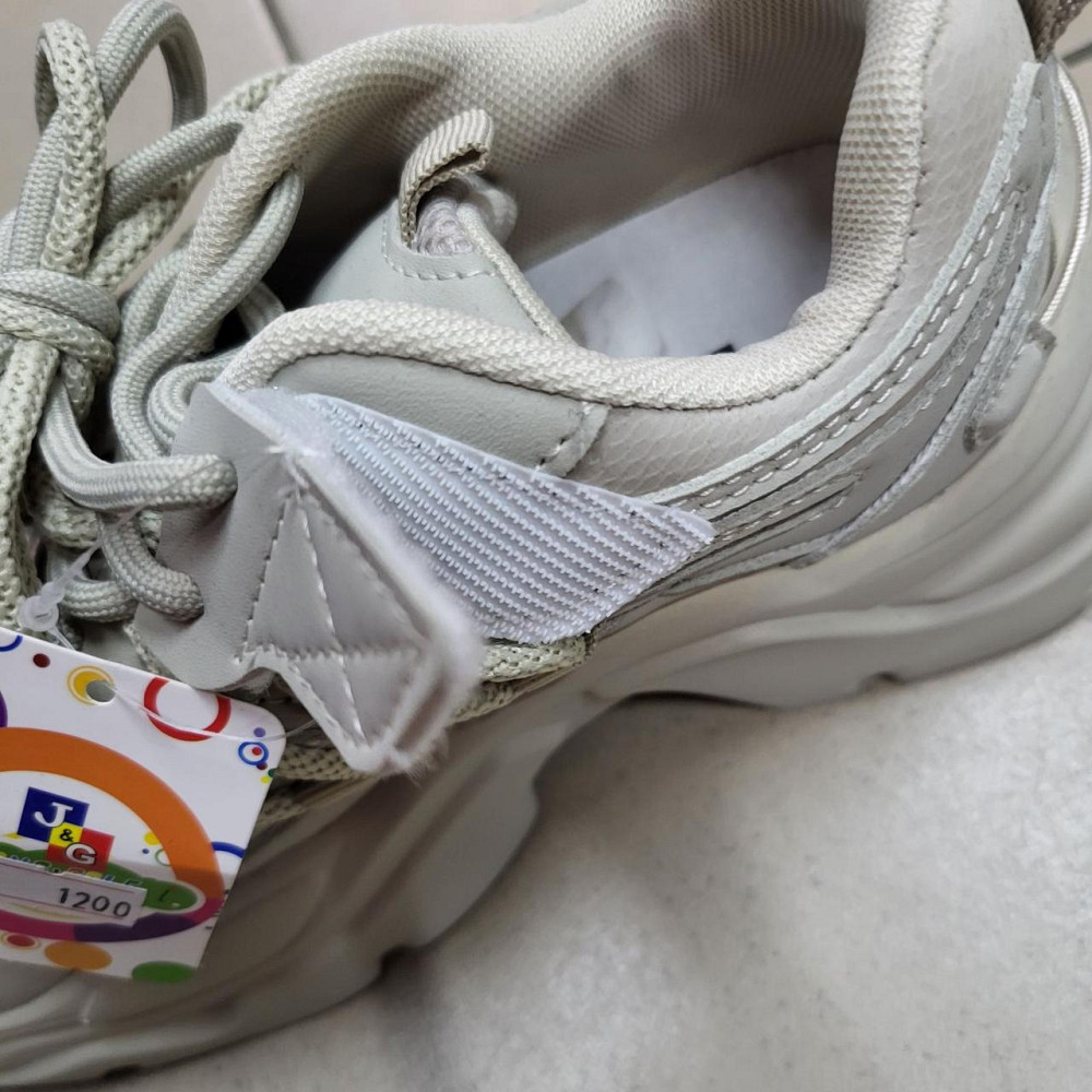 Кроссовки  для девочки подростка светло - серые 33,34,35,36,37,38 Николаев - изображение 4