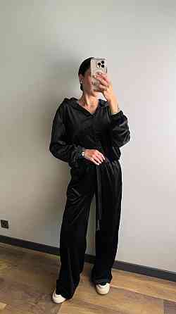 Женский стильный костюм тройка: кофта топ и штаны велюр плюш Черный, 44/46 Одесса