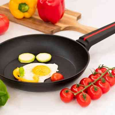 Сковорода Magio Кована 24 см Quick Fry (MG-1174) Винница