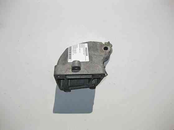 Mercedes-Benz  A6422230304 Кронштейн опори двигуна правий OM642 V6 3.0 cdi ML W164 GL X164 Одеса