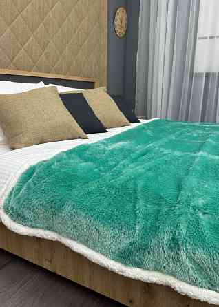 Плед двосторонній 155х200 см (+-5см) із штучною овчиною, хутром та люрексом Бірюзовий з білим (87-084) Київ