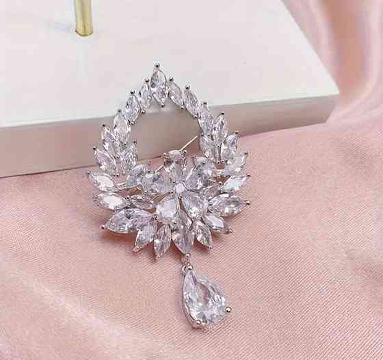 Брошка "Вінок сріблястий" Сміла