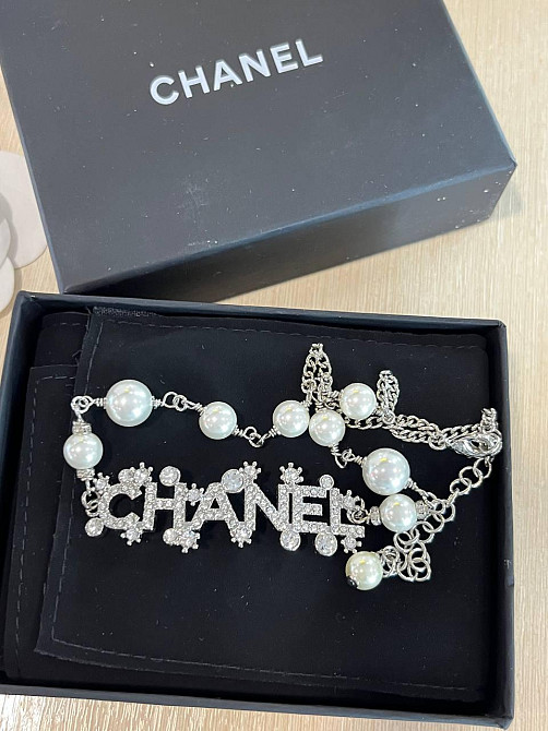 Кольє з логотипом Шанель / Chanel підвіска з цирконами і перлами Одеса - фото 3