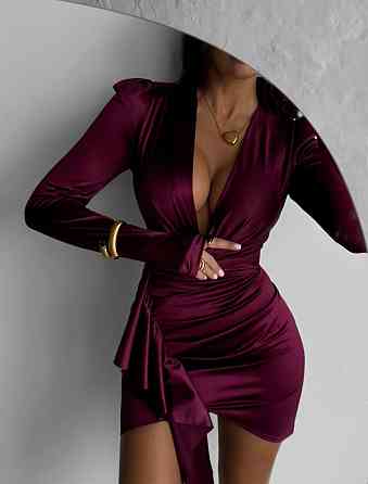 Жіноче привабливе мініплаття з драпіруванням із королівського атласу. Бургунді, 42/44 Одеса